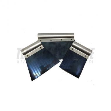 Spatola per bostik c\\impugn. cm 12 denti 5x5