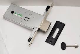 Serratura infilare doppia mappa mottura art.41823 mm 70