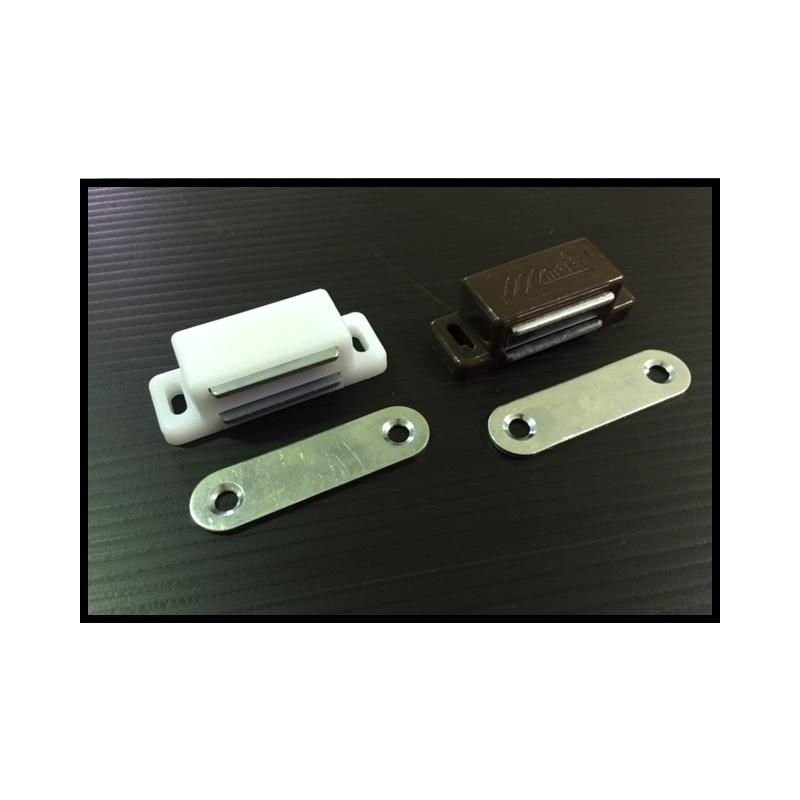 Calamita magnetica bianca/marrone mm.58